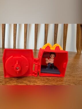 McDonald’s Stranger Things 2026 Happy Meal Toy #5 Jonathan Byers Red Box